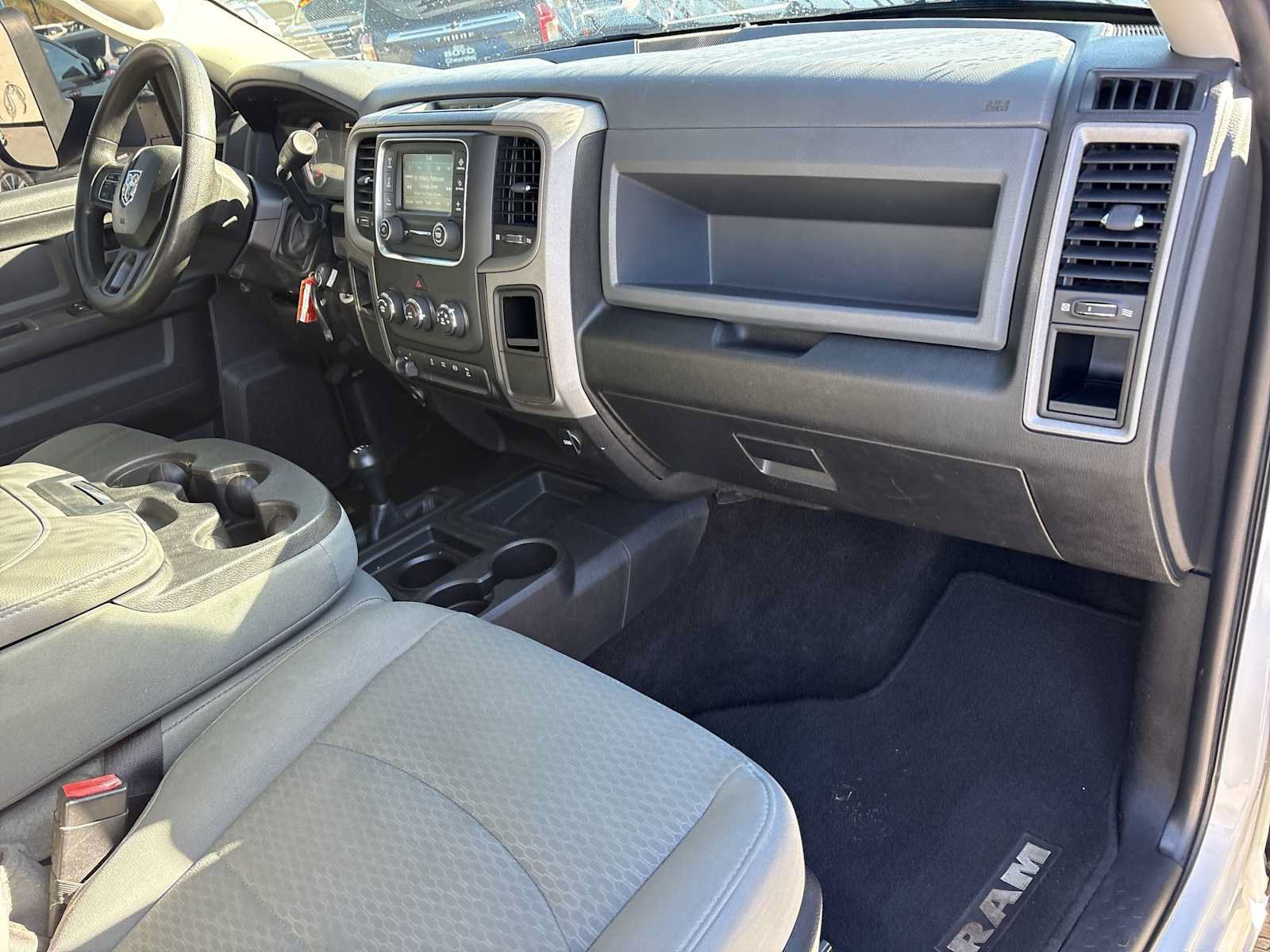 Used 2016 RAM 2500 Tradesman w/ Chrome Appearance Group AWD/4WD image 26