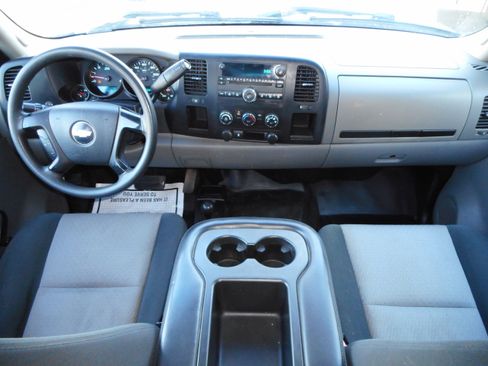 Used 2008 Chevrolet Silverado 1500 W/T w/ Skid Plate Package image 18