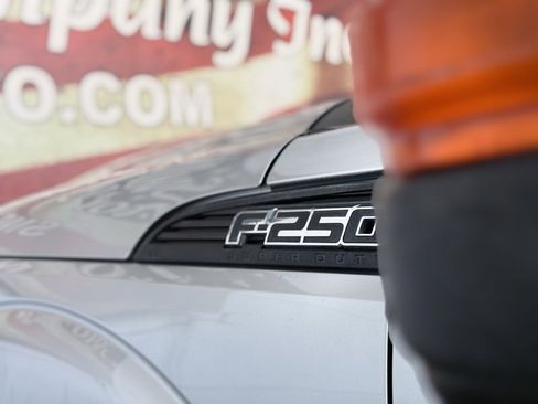 Used 2016 Ford F250 XL w/ Power Equipment Group image 13