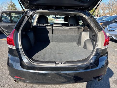 Used 2015 Toyota Venza XLE image 16