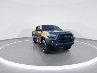 Used 2018 Toyota Tacoma SR5 video 2