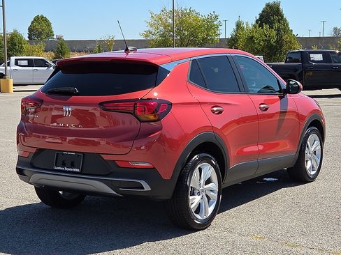 Used 2024 Buick Encore GX Preferred FWD image 5