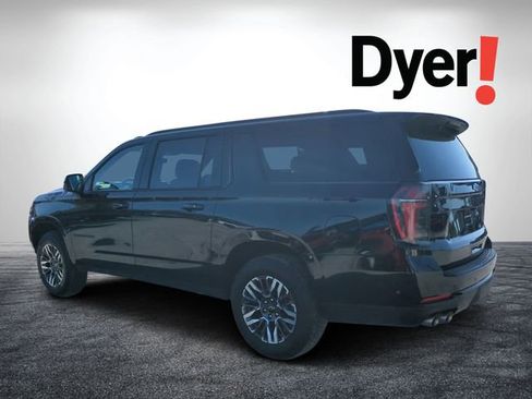 Certified 2025 Chevrolet Suburban Z71 image 6