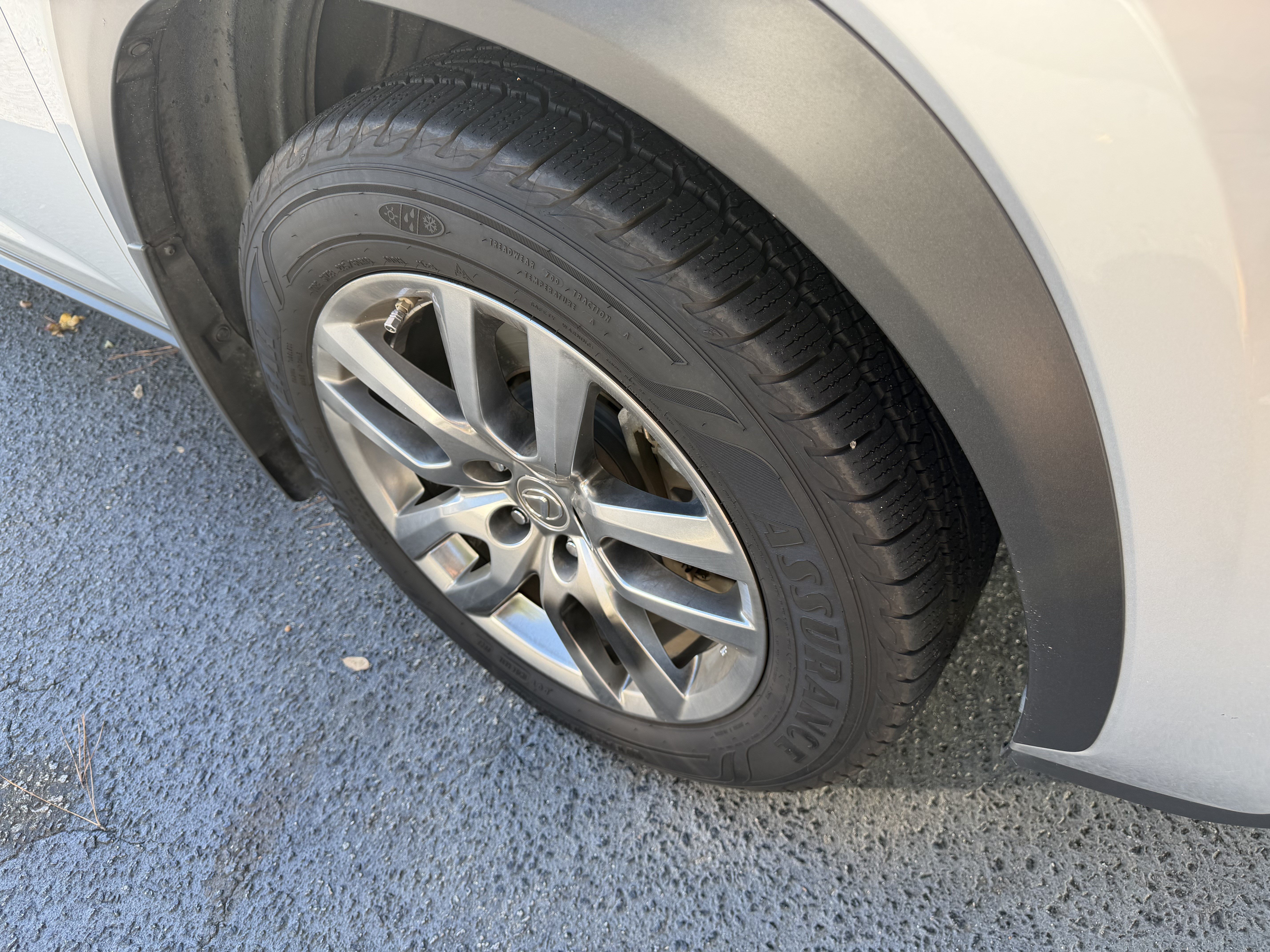 Used 2015 Lexus NX 200t FWD w/ Luxury Package image 11
