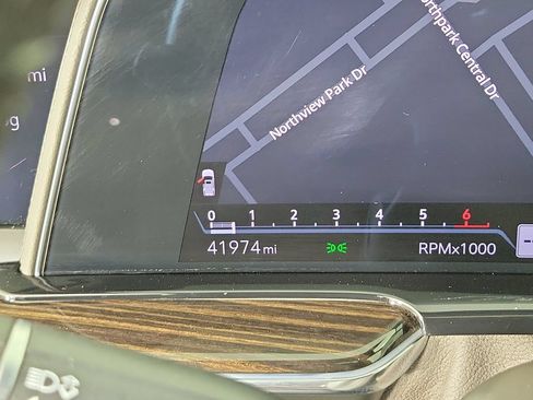 Certified 2023 Cadillac Escalade Premium Luxury w/ LPO, Radiant Package AWD/4WD image 26