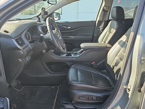 Used 2023 GMC Acadia AT4 w/ Preferred Package AWD/4WD image 7