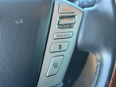 Used 2015 INFINITI QX80 2WD w/ Deluxe Technology Package image 22