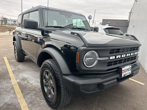 Used 2025 Ford Bronco Big Bend image 3