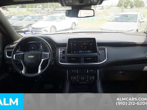 Used 2024 Chevrolet Tahoe LT RWD image 19