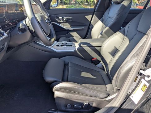 Used 2025 BMW 330i Sedan w/ Premium Package image 14