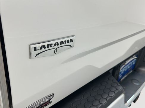 Used 2014 RAM 1500 Laramie w/ Convenience Group AWD/4WD image 31