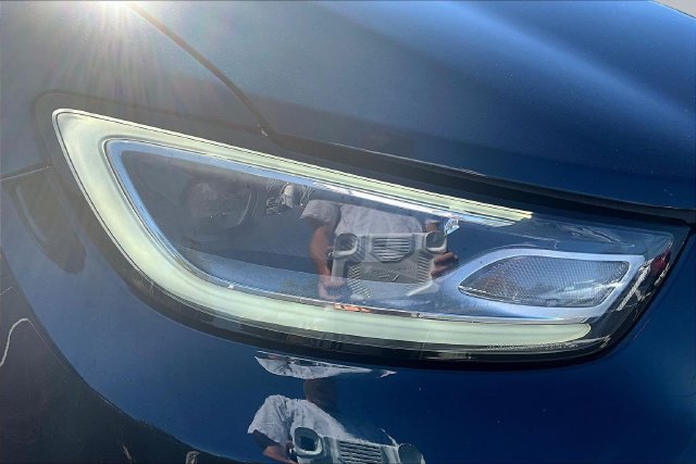 Used 2025 Chrysler Pacifica Limited FWD image 33