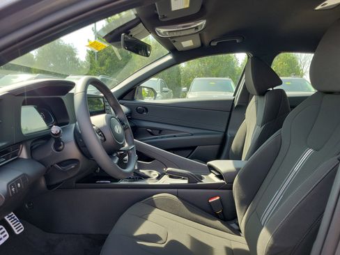 New 2026 Hyundai Elantra Sport FWD image 15
