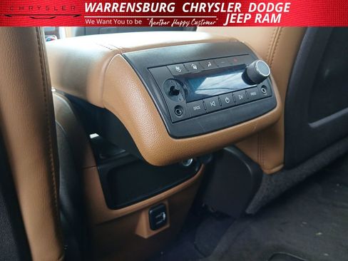 Used 2017 Buick Enclave Premium w/ Experience Buick Package AWD/4WD image 16