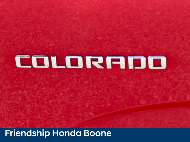 Used 2016 Chevrolet Colorado LT w/ Luxury Package, Chrome AWD/4WD image 12