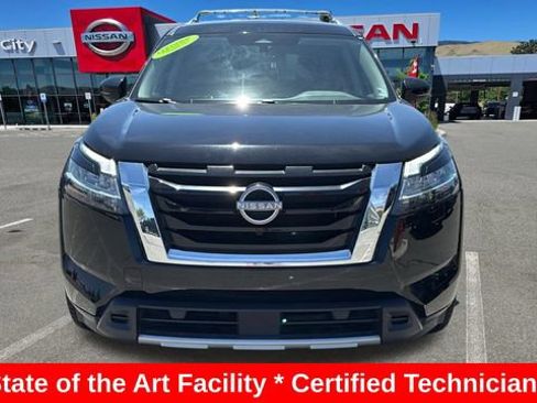 Certified 2023 Nissan Pathfinder SL AWD/4WD image 8