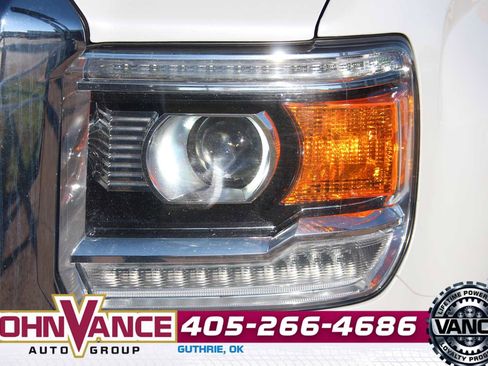 Used 2019 GMC Sierra 2500 Denali w/ Duramax Plus Package image 4