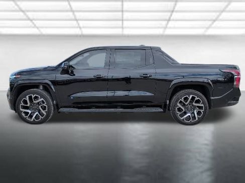 New 2024 Chevrolet Silverado EV RST image 31