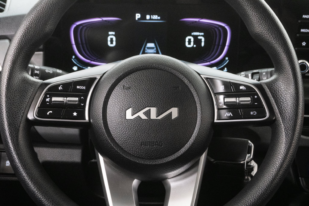 Used 2024 Kia Seltos LX AWD/4WD image 16