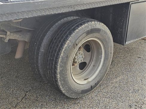 Used 2018 Chevrolet Silverado 3500 W/T w/ WT Convenience Package image 5