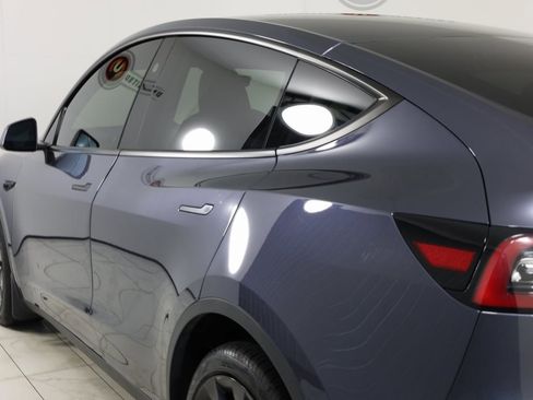 Used 2023 Tesla Model Y Long Range image 44