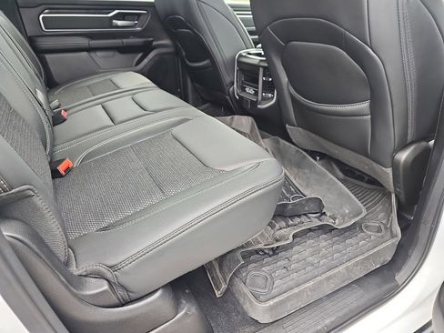 Used 2023 RAM 1500 Big Horn AWD/4WD image 11