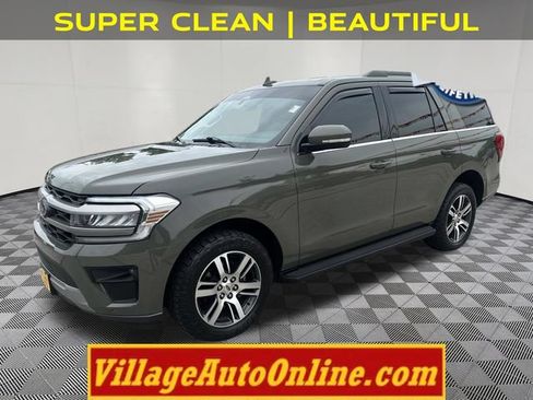 Used 2024 Ford Expedition XLT AWD/4WD image 1