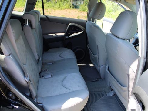 Used 2011 Toyota RAV4 4WD w/ Base L4 Extra Value Pkg image 31