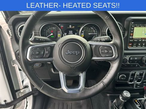 Used 2022 Jeep Wrangler Unlimited Sahara w/ Cold Weather Group image 15