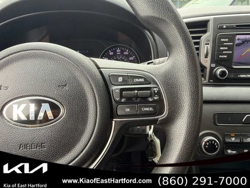 Used 2019 Kia Sportage LX AWD/4WD image 32