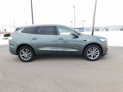 Used 2023 Buick Enclave Avenir w/ Avenir Technology Package image 2