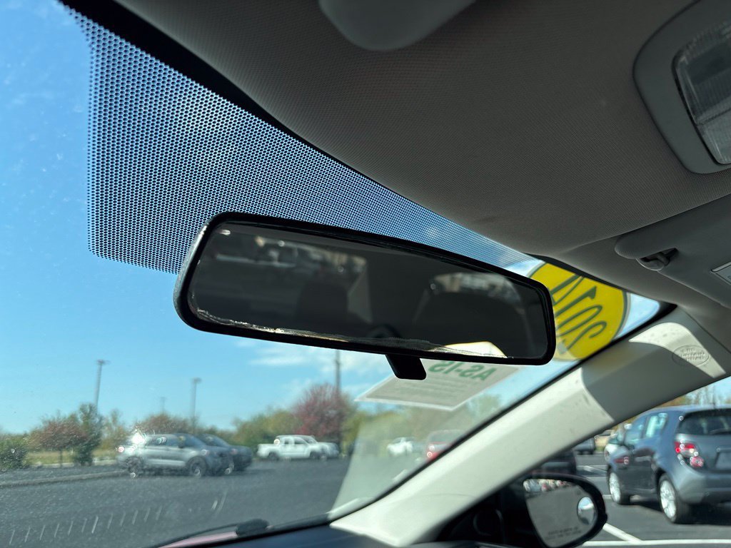 Used 2014 Toyota Corolla LE FWD image 27