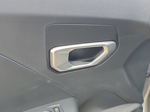 New 2026 Kia K4 FWD image 19