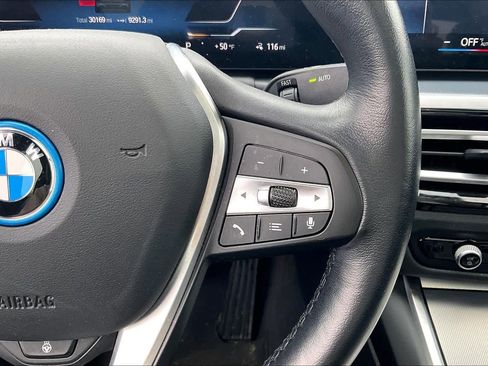 Used 2023 BMW i4 eDrive35 w/ Premium Package image 20