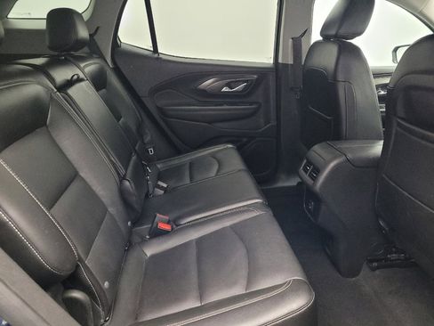 Used 2022 GMC Terrain SLT image 19
