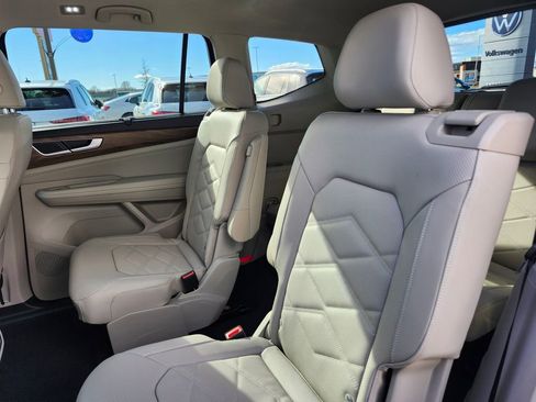 New 2026 Volkswagen Atlas SE image 9