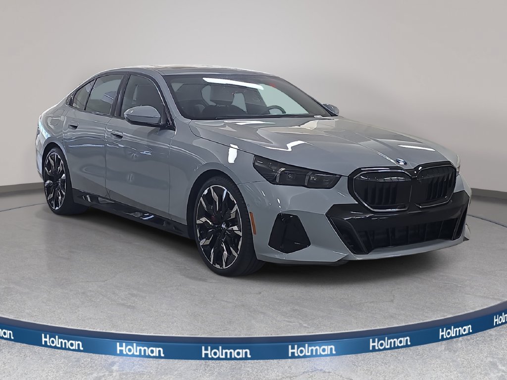 Used 2026 BMW 530i w/ M Sport Package RWD image 4