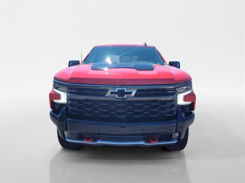 Used 2025 Chevrolet Silverado 1500 ZR2 w/ Technology Package AWD/4WD image 8