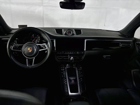 Used 2020 Porsche Macan AWD/4WD image 12