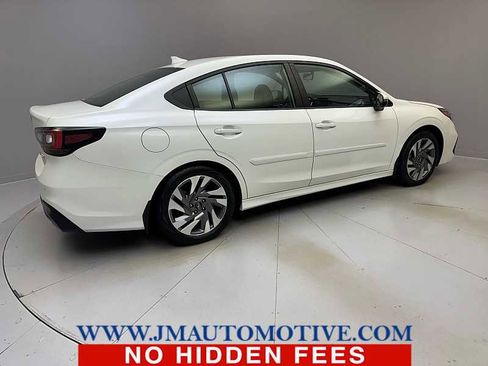 Used 2023 Subaru Legacy Limited image 5