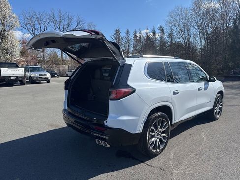 New 2026 GMC Acadia Denali Ultimate w/ LPO, Floor Liner Package image 63