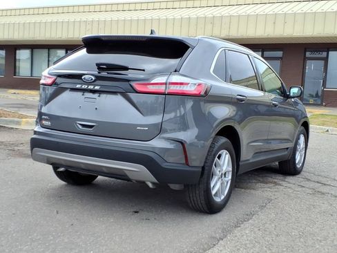 Used 2024 Ford Edge SEL w/ Convenience Package AWD/4WD image 5