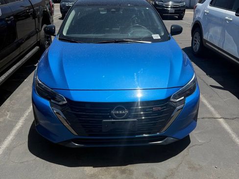 Used 2024 Nissan Sentra SR FWD image 2