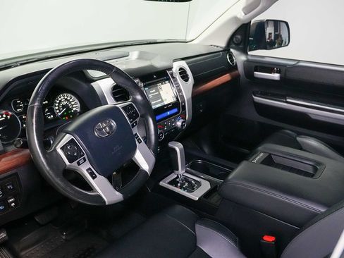Used 2018 Toyota Tundra Limited w/ Limited Premium Package AWD/4WD image 22