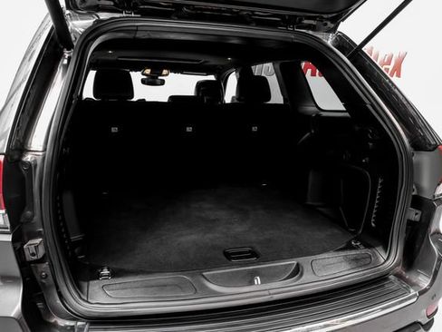 Used 2021 Jeep Grand Cherokee Limited image 54