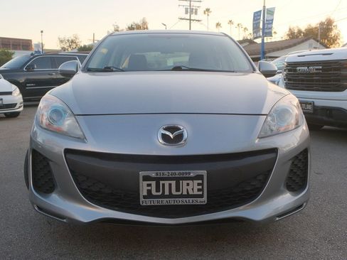 Used 2013 MAZDA MAZDA3 i Touring image 2