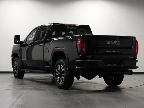 Used 2020 GMC Sierra 2500 AT4 w/ AT4 Premium Package image 6