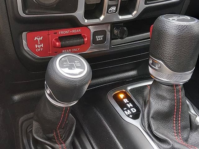 Used 2019 Jeep Wrangler Unlimited Rubicon w/ Steel Bumper Group AWD/4WD image 15