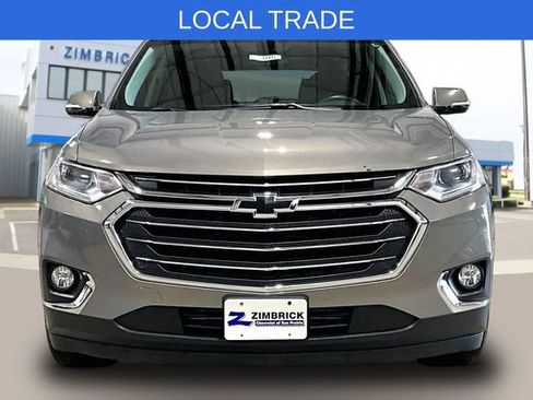 Used 2018 Chevrolet Traverse LT AWD/4WD image 2