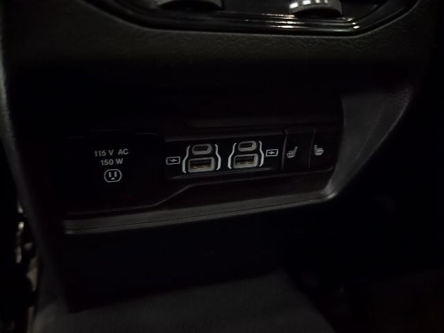 Used 2023 Jeep Grand Cherokee Limited AWD/4WD image 31